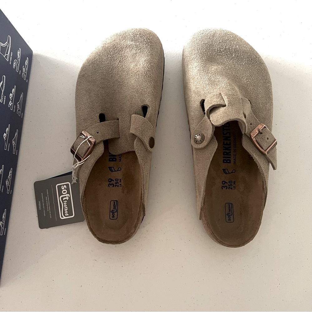 NWT Birkenstock Boston Soft Footbed in Suede Taupe size 39 / US 8 - 8.5